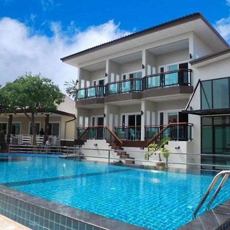 Bee Orchid Pool Villa Паттайя Экстерьер фото